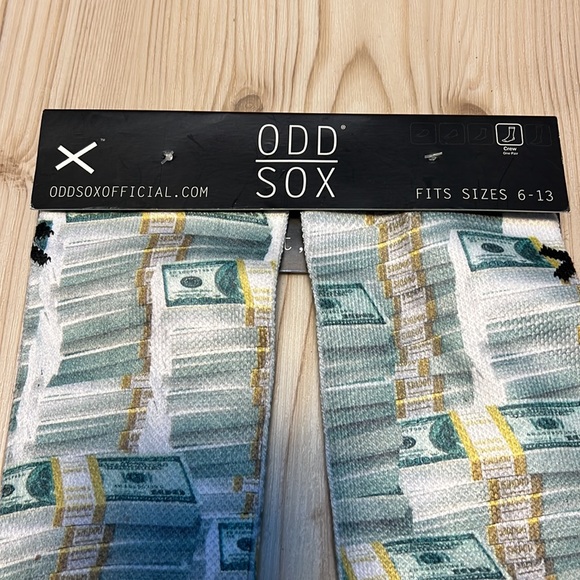 Odd Sox (Cash) - Picture 2 of 2